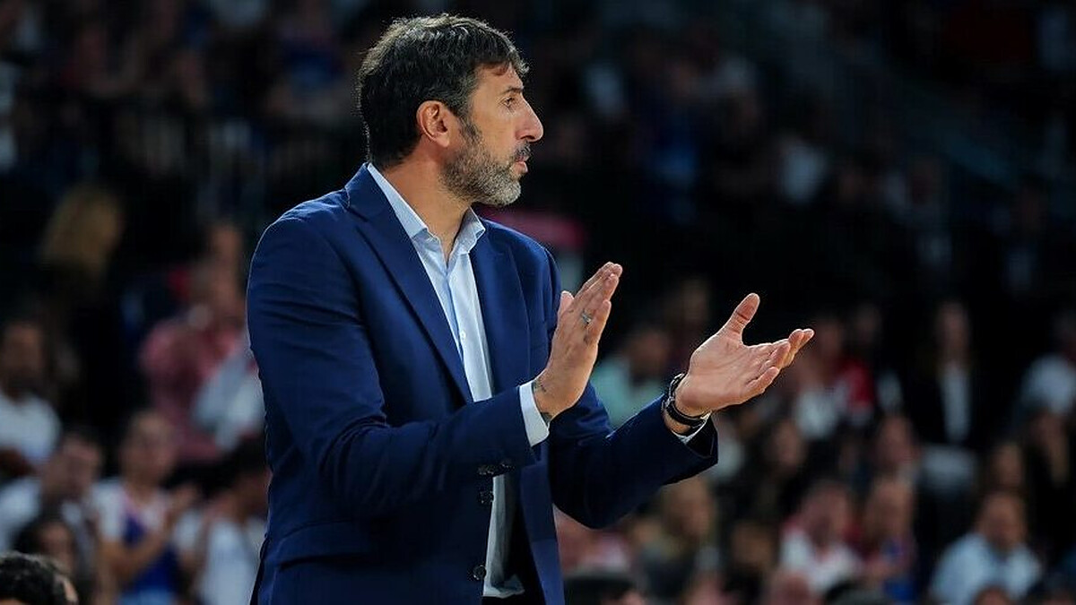 Alex Mumbru becomes the newest addition to the EuroLeague Head Coaches Board