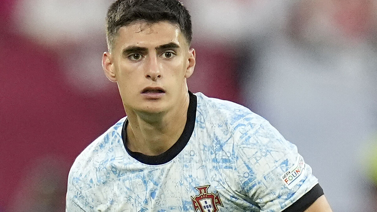 Bournemouth sign defender Silva from Benfica