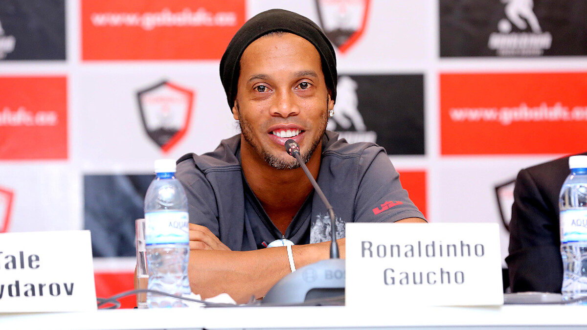 Brazilian football legend Ronaldinho enters race to take over AS Monaco Basket