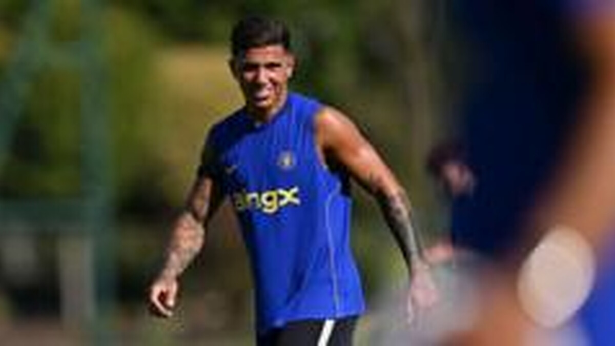 Chelsea set Friday deadline over £120m Fernandez
