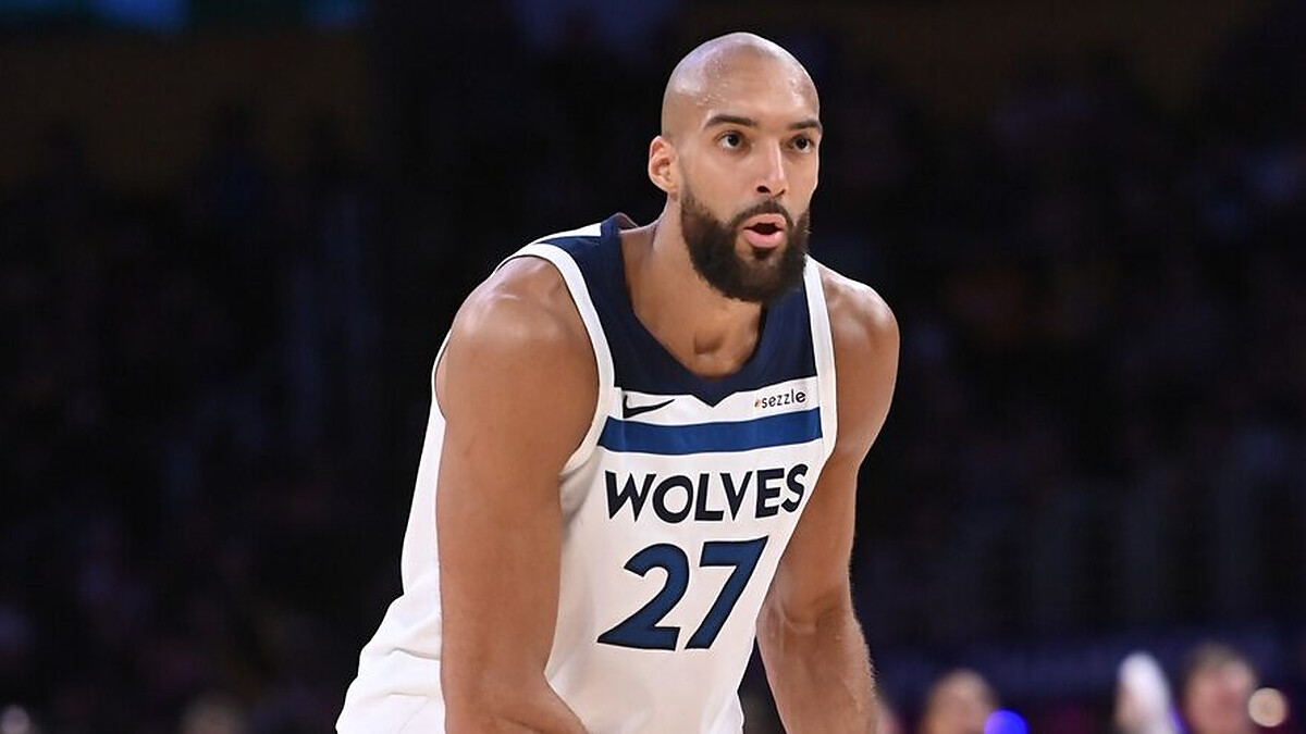 Chris Finch defends Rudy Gobert: “He’s a first-ballot Hall of Famer”