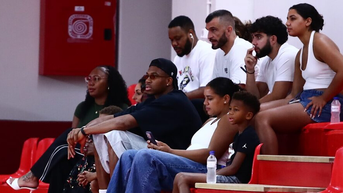 Giannis Antetokounmpo stole the show in Olympiacos vs Promitheas prep game