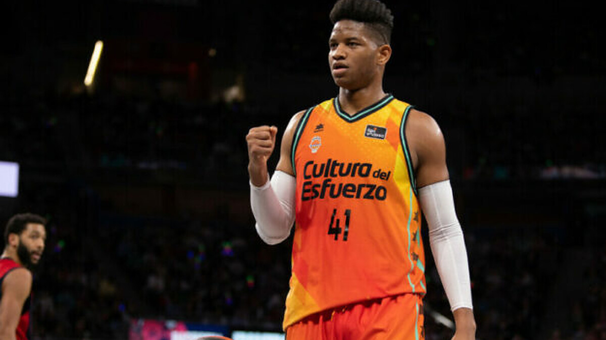 Jasiel Rivero signs a one-month contract with Valencia Basket