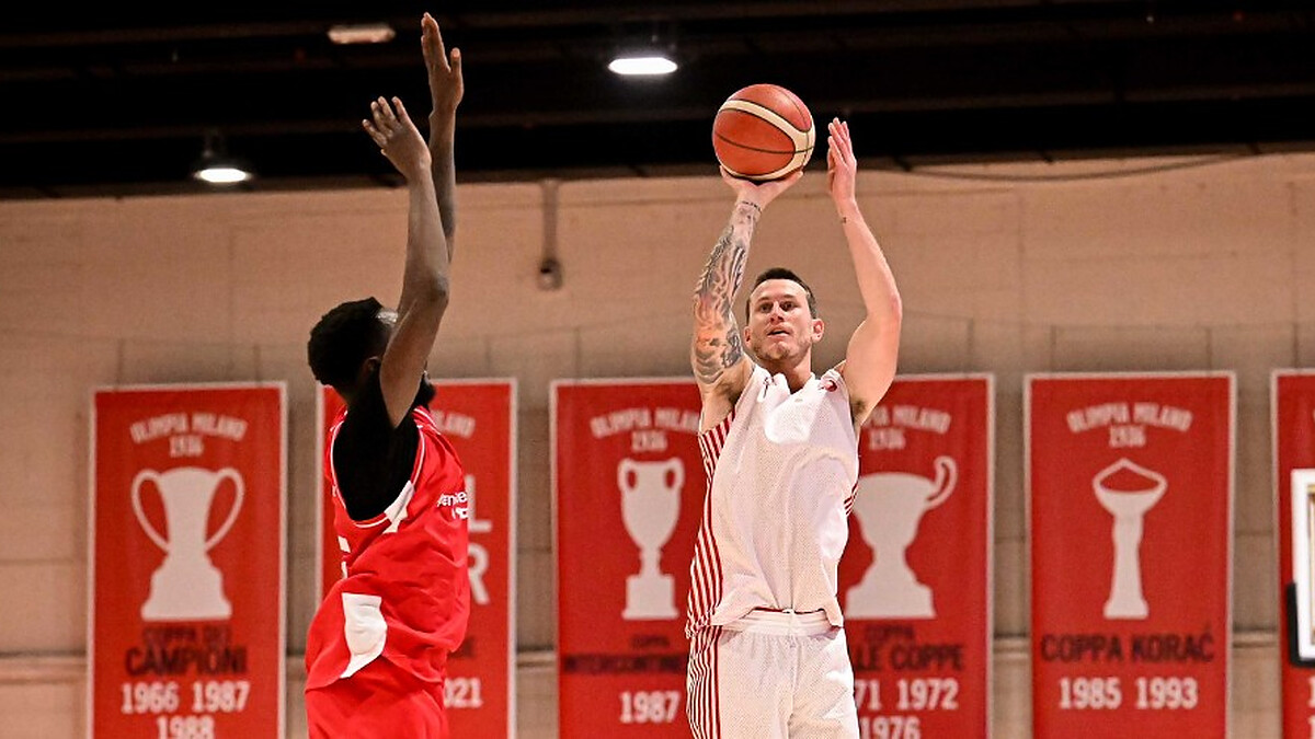 Mathews scores 21 in Olimpia Milano’s first preseason test