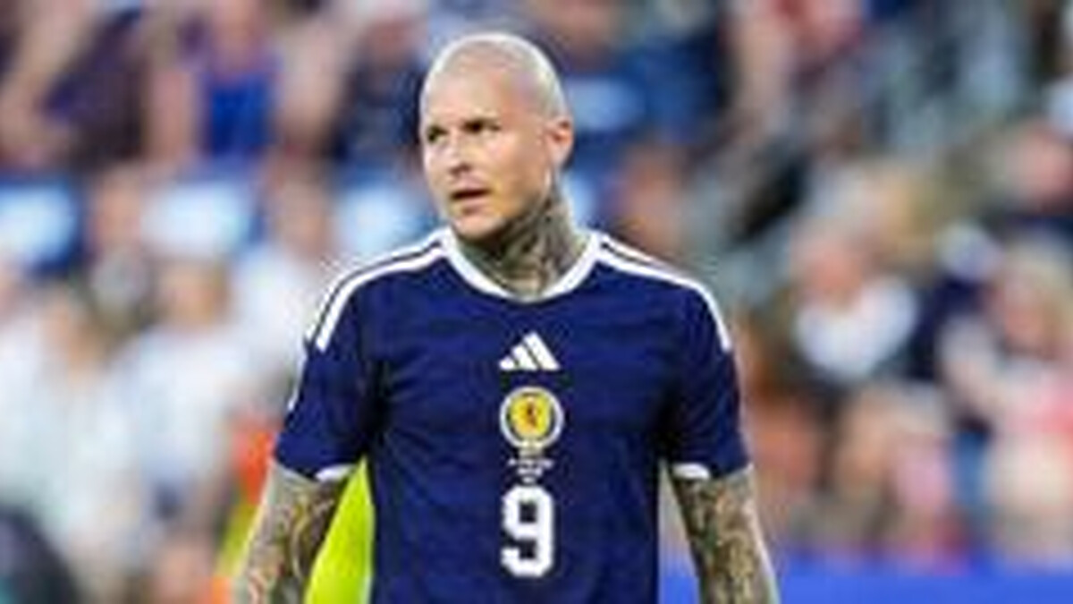 Millwall sign Scotland's Dykes on one-year deal