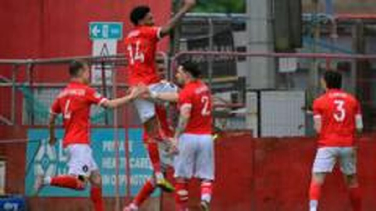 National League suspends Ebbsfleet over unpaid debt