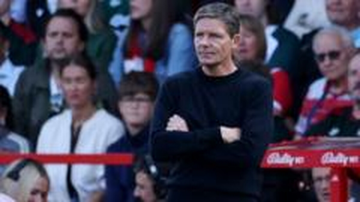 'No button to press' - Glasner and Forest must find stability
