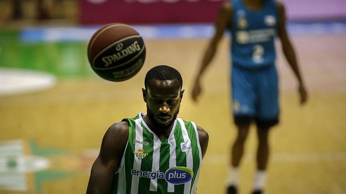 Nobel Boungou-Colo returns to Paris Basketball