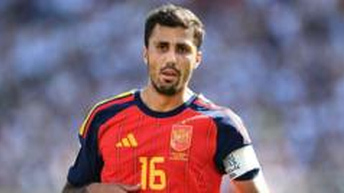 Rodri lands in Barcelona to complete 'dream' move
