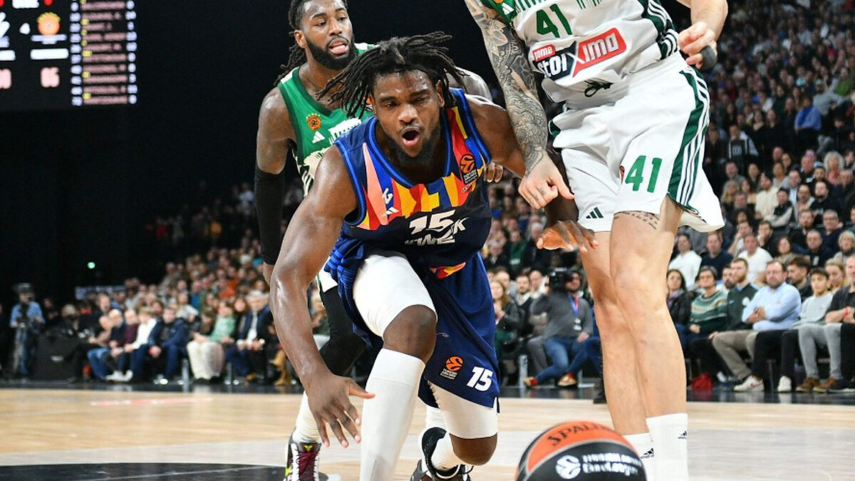 Slask brings in center John Egbunu