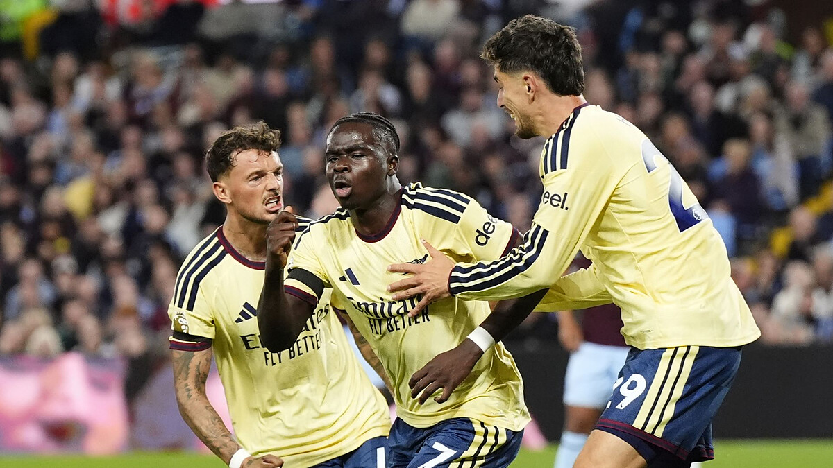Sunderland vs Arsenal team news LIVE!