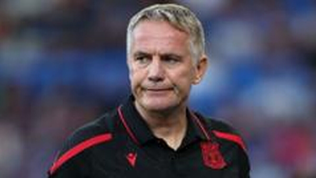 Wrexham boss Parkinson 'probably under pressure' for first time