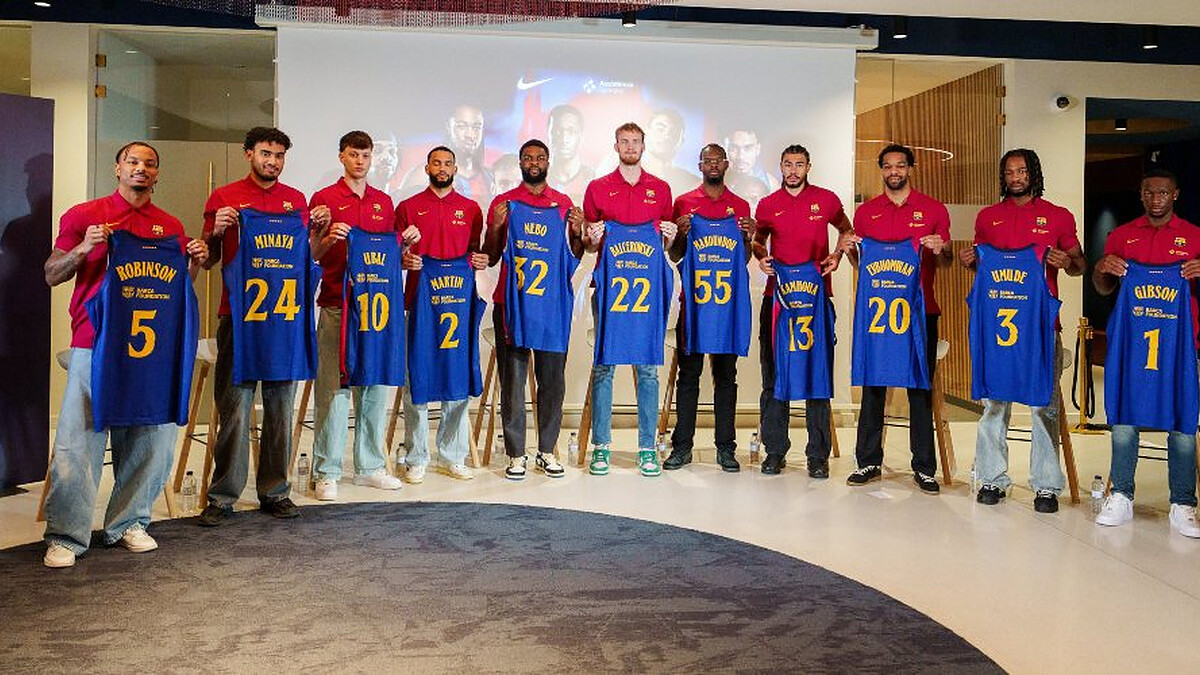Barça officially presents the eleven signings for this season