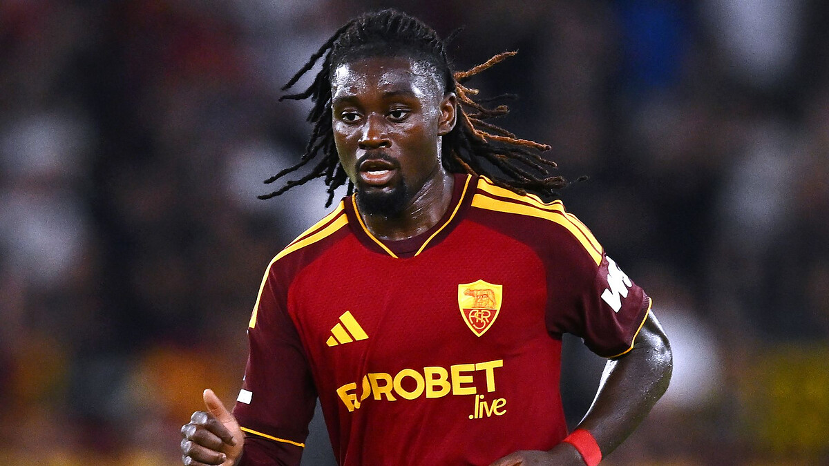 Chelsea close to agreeing deal for Roma's Kone