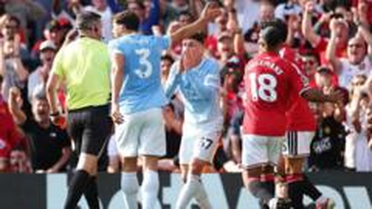 Foden sees red as Mainoo impresses - Manchester derby ratings