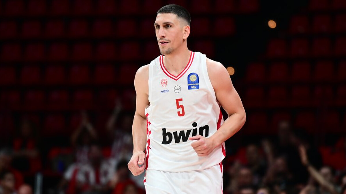 Giannoulis Larentzakis is very close to return to AEK