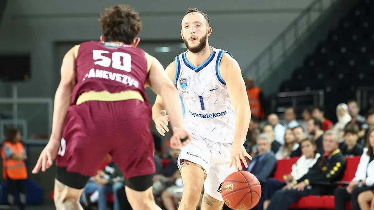 Hapoel Tel Aviv signs Max Heidegger to a one-season contract