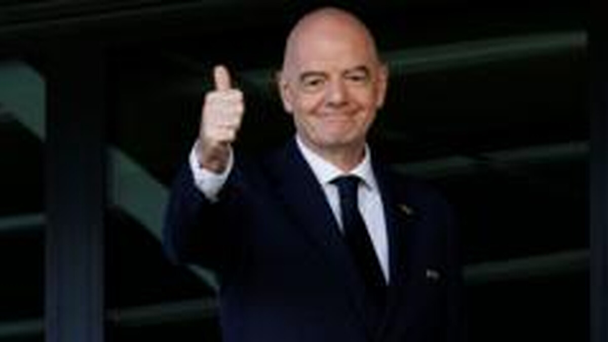 Infantino makes bigger cash pledge to Fifa members