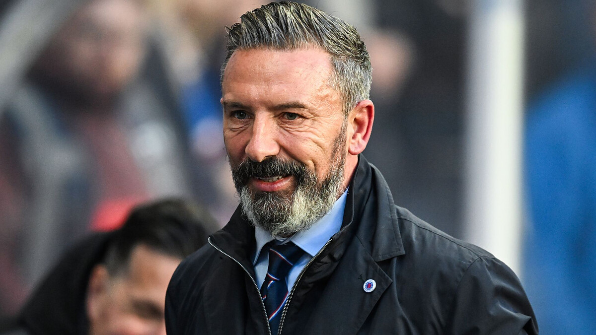 McInnes: Rangers must get fans on side in Old Firm cup clash