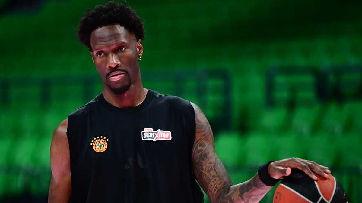Nigel Hayes-Davis out of action for the next six weeks