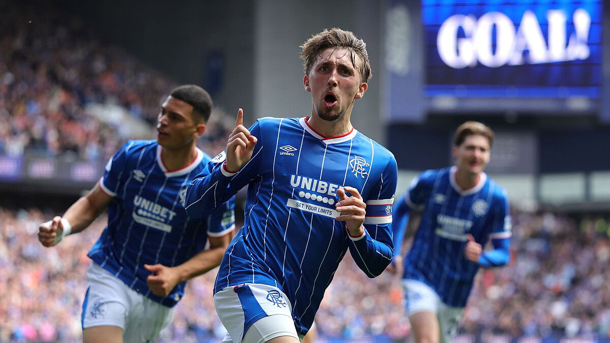 Rangers thump Celtic to reach League Cup semi-finals