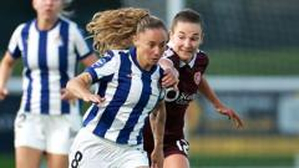Real Sociedad ease Hearts out of Europa Cup