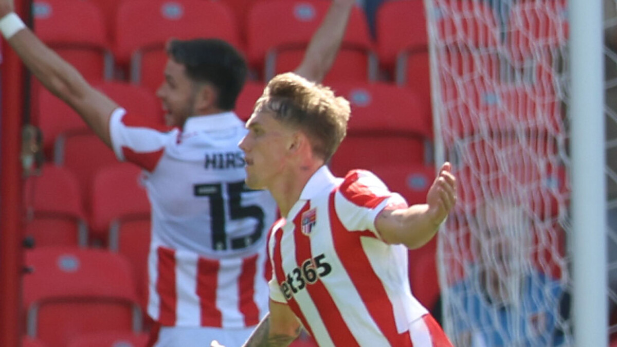 Stoke romp past 10-man Charlton