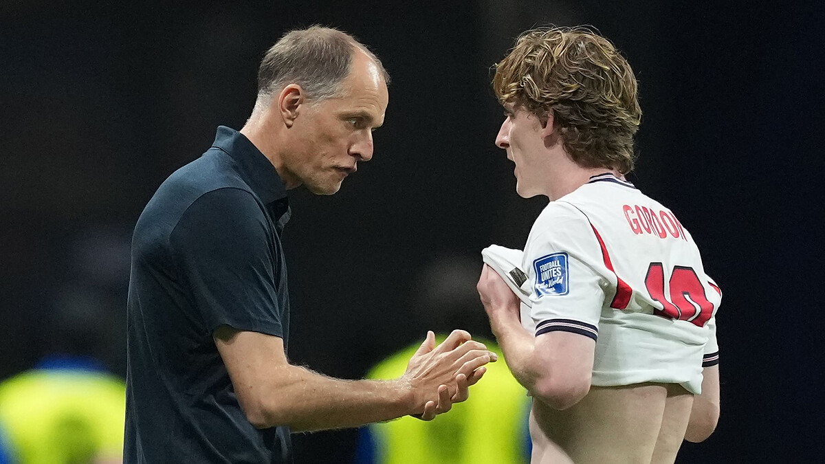 ‘We have our own strengths’ – Gordon backs Tuchel’s DNA comments