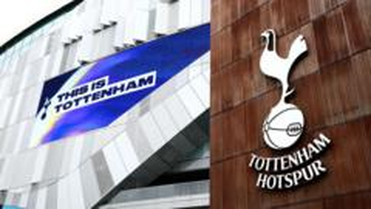 Why do Tottenham Hotspur not have a stadium sponsor?