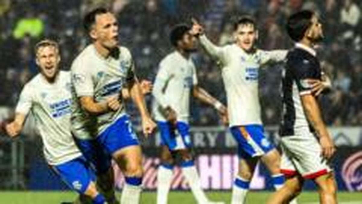 Will 'proper captain's performance' be springboard for Shankland?