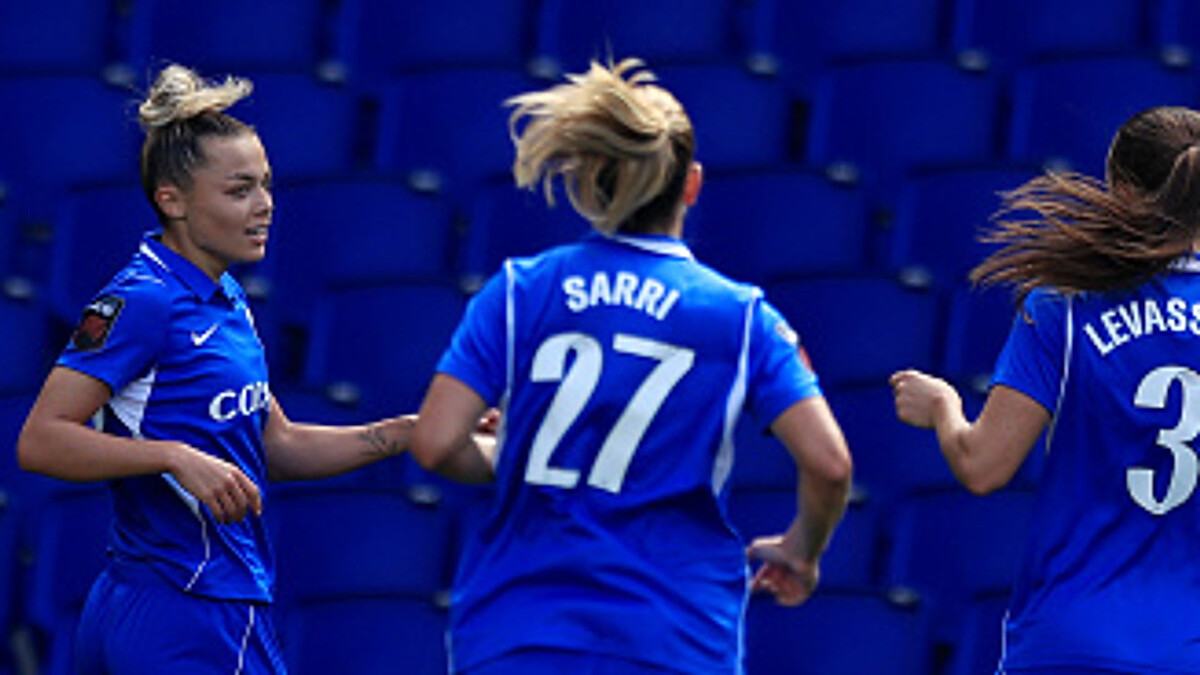 WSL: Birmingham lead Brighton after Chelsea thrash Man Utd LIVE!