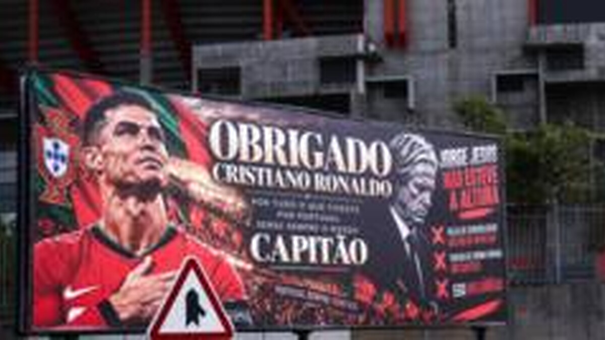 A nation divided as Ronaldo left with big decision on Portugal future