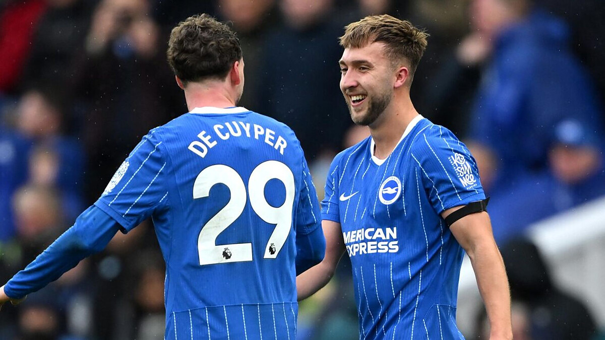 Brighton score five in Palace dismantling as Gomez nets wondergoal