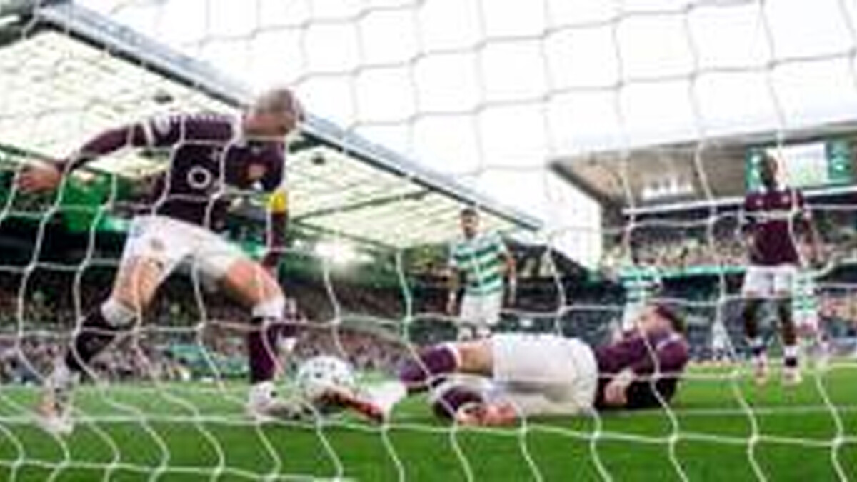 Hearts roll out red carpet... and Celtic walk all over it