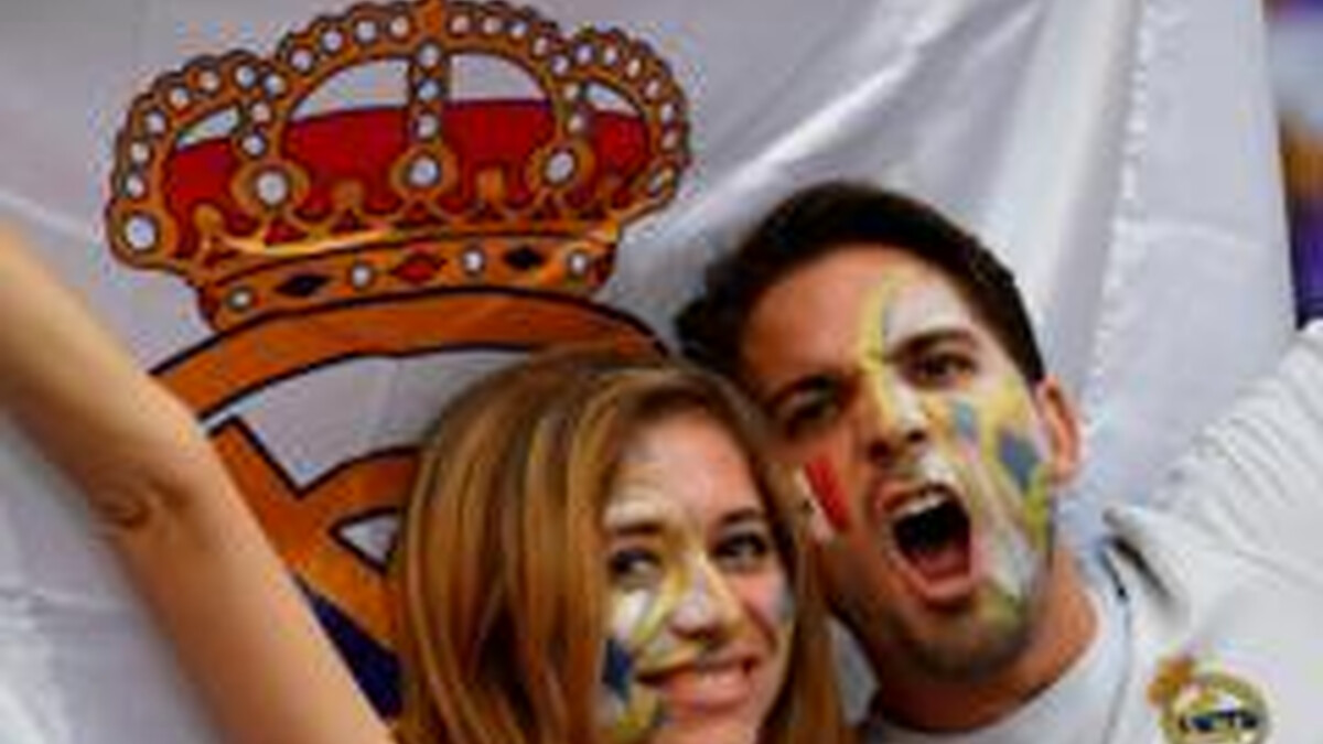 How do Spanish clubs become 'Real' or 'royal'?