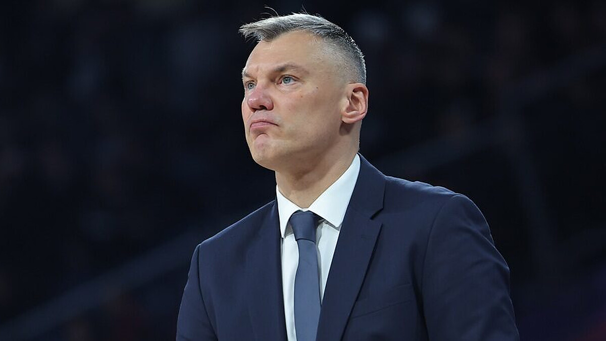 Jasikevicius on Fenerbahce’s blocks record: “Can you imagine how bad of a defense we’re playing?”