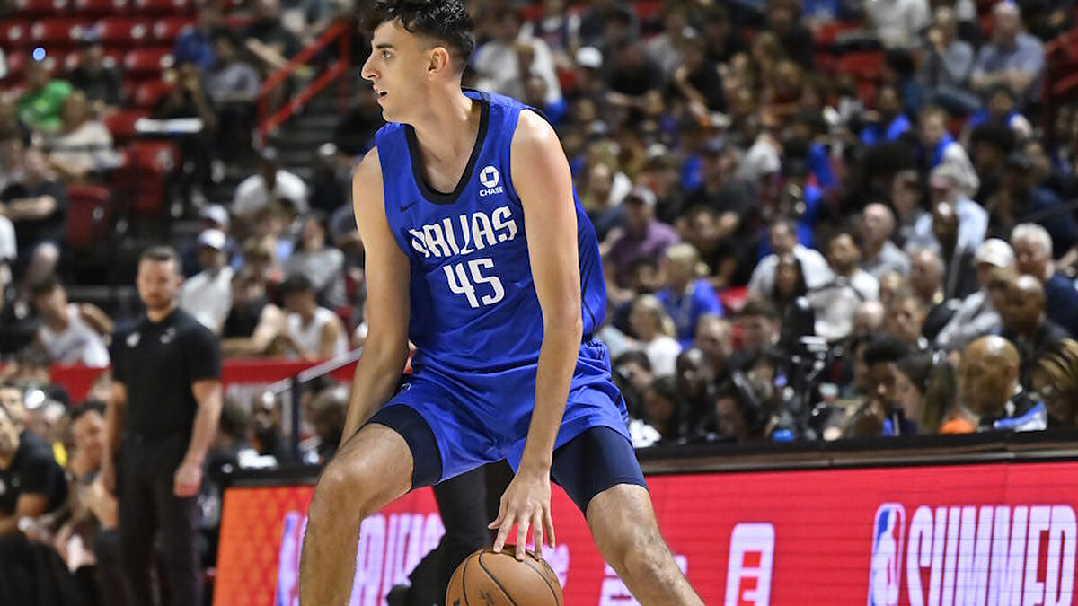 Mavericks complete unique twins switch, swap Jorge for Guillermo Diaz Graham
