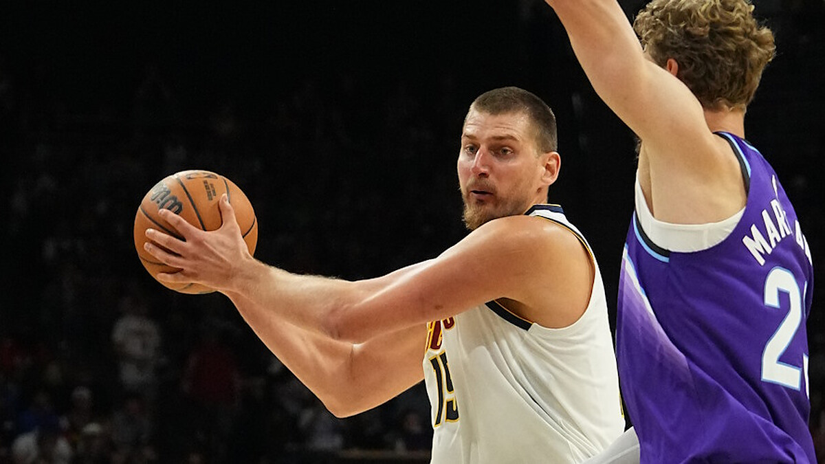 Nikola Jokic puts on passing clinic in preseason opener