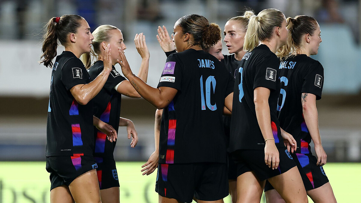 Potter makes England debut in two changes for Greece second leg LIVE!