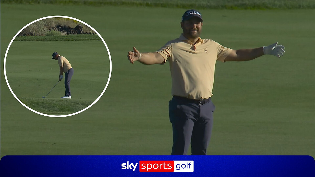 Smith finishes round with Bank of Utah's first ever ALBATROSS!